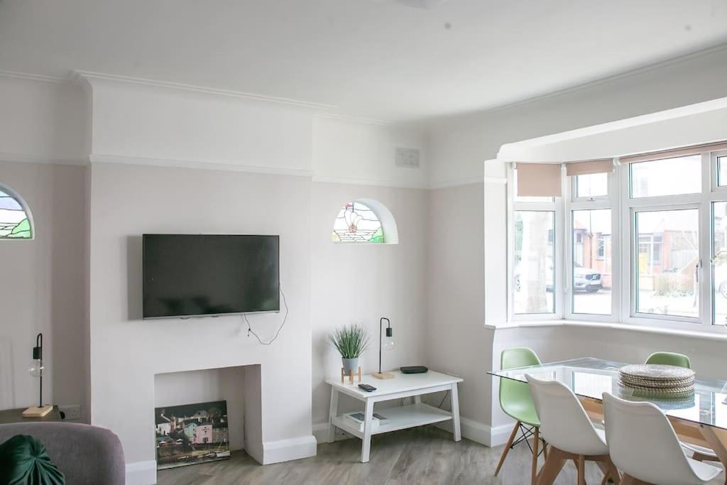 Coastal Haven In Leigh-On-Sea Southend-on-Sea Exterior foto