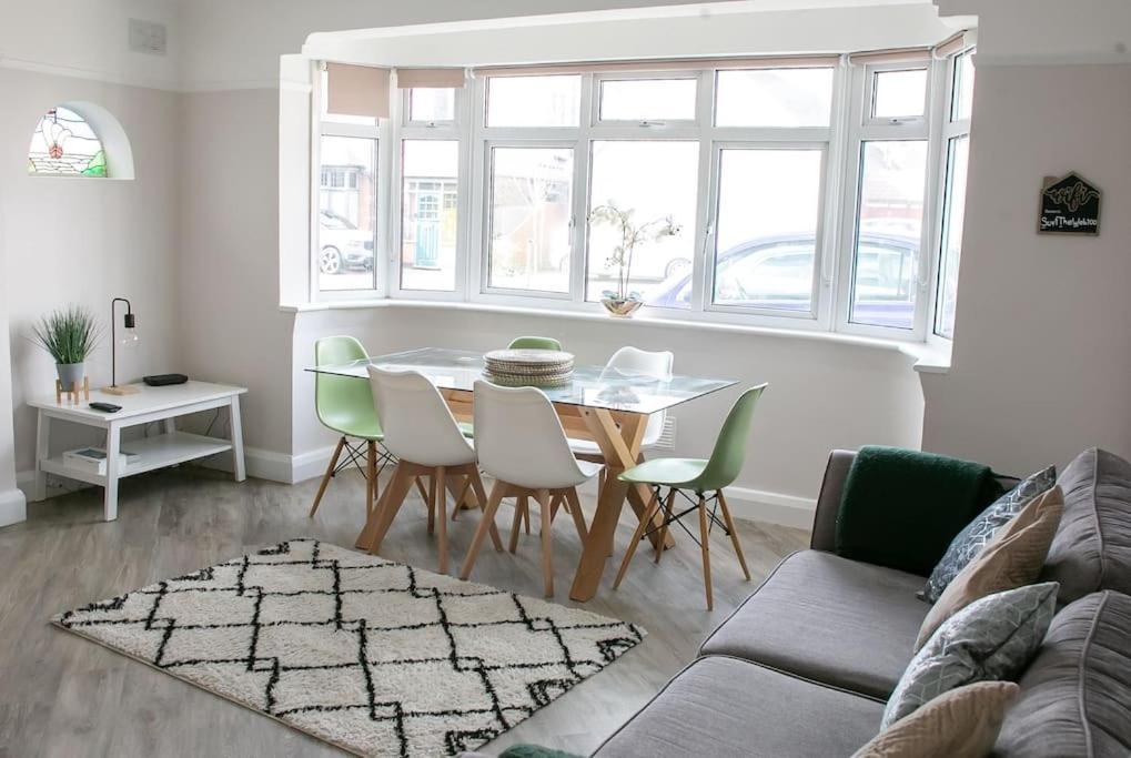 Coastal Haven In Leigh-On-Sea Southend-on-Sea Exterior foto
